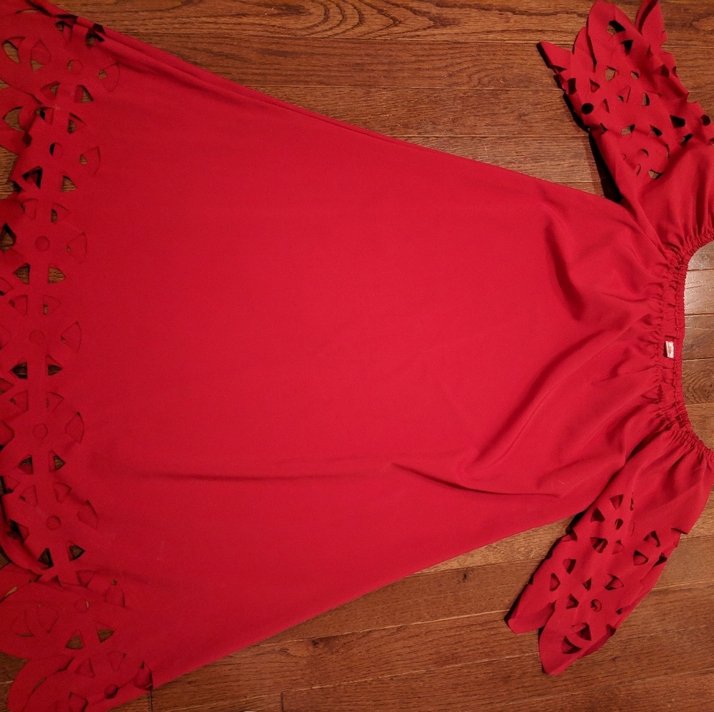 Beautiful dress!